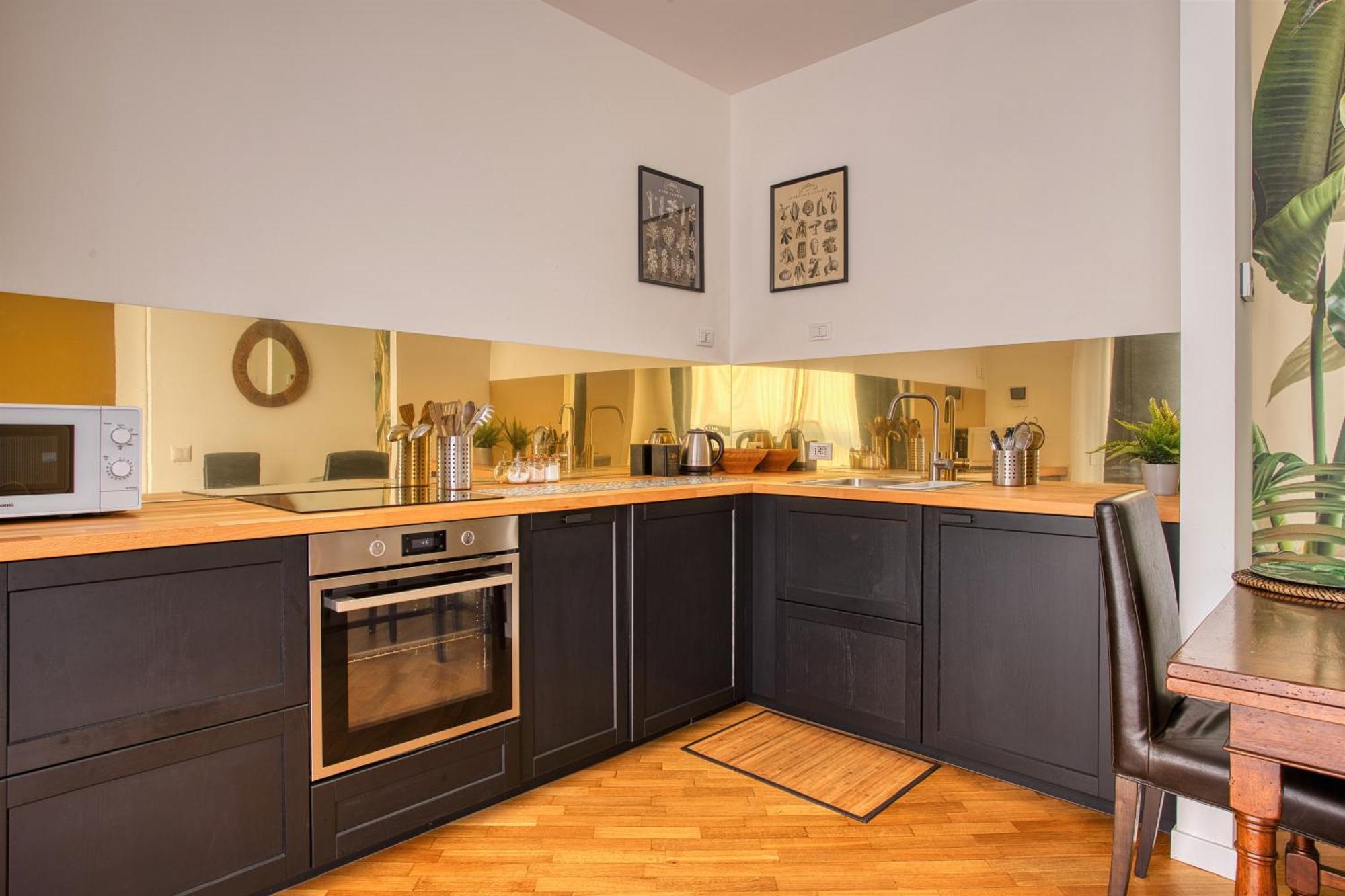 Charming Apartment In Tortona Navigli District Milan Bagian luar foto